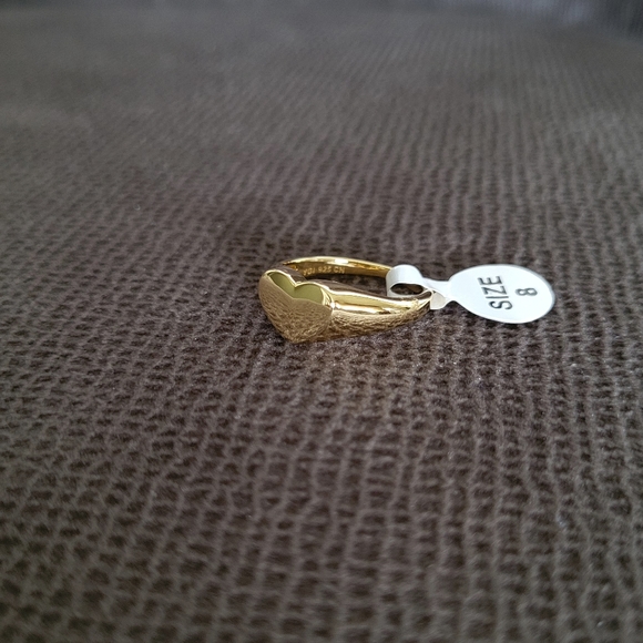 Simply Silver🤍 Gold💛 Heart Ring - Picture 5 of 16